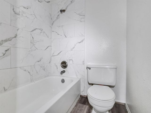 12658 Ashford Meadow Drive B, Houston, TX 77082