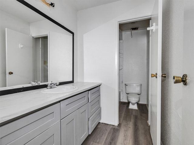 12658 Ashford Meadow Drive B, Houston, TX 77082