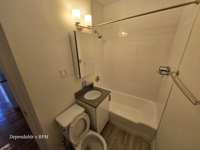 86 Charles St 5, Boston, MA 02114