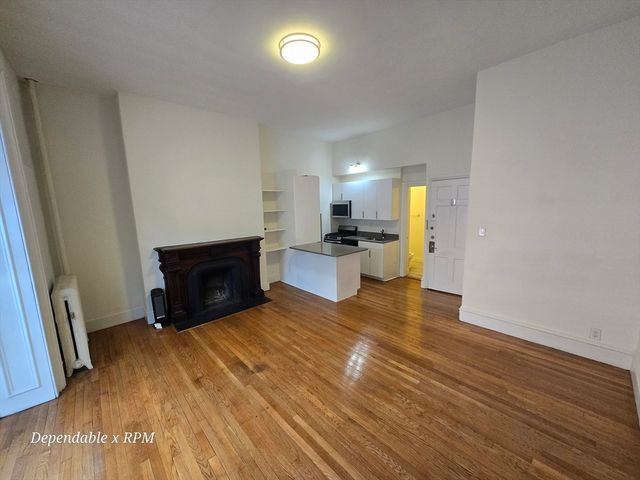 86 Charles St 5, Boston, MA 02114