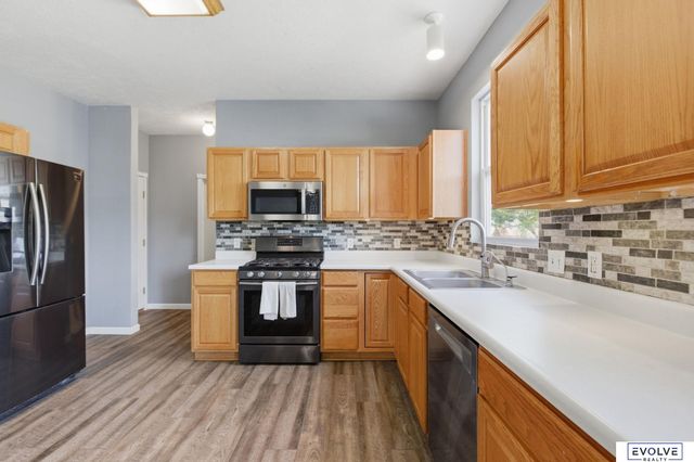 19814 Sycamore Drive, Gretna, NE 68028