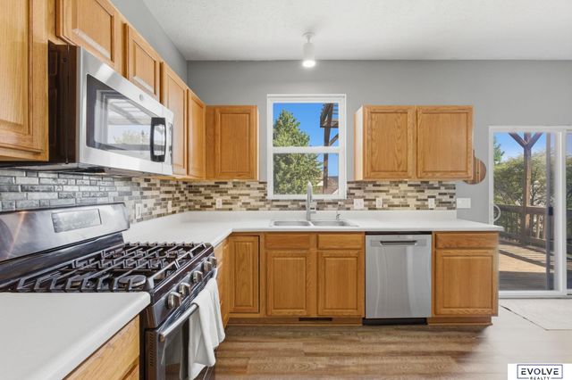 19814 Sycamore Drive, Gretna, NE 68028