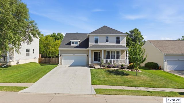 19814 Sycamore Drive, Gretna, NE 68028