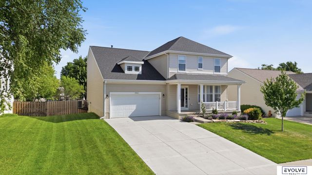 19814 Sycamore Drive, Gretna, NE 68028