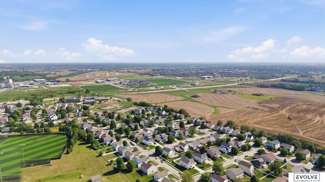 19814 Sycamore Drive, Gretna, NE 68028
