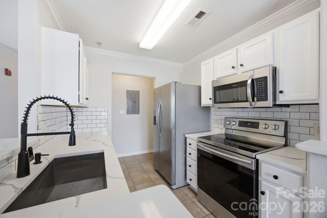 4010 Town Center Road, Harrisburg, NC 28075