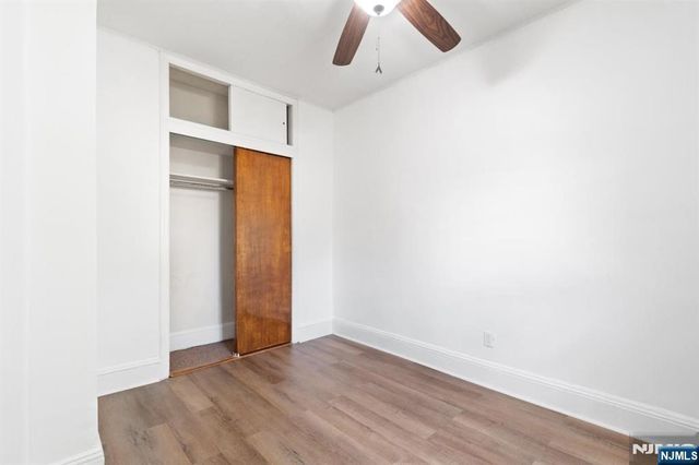 182 Avenue F, Bayonne, NJ 07002