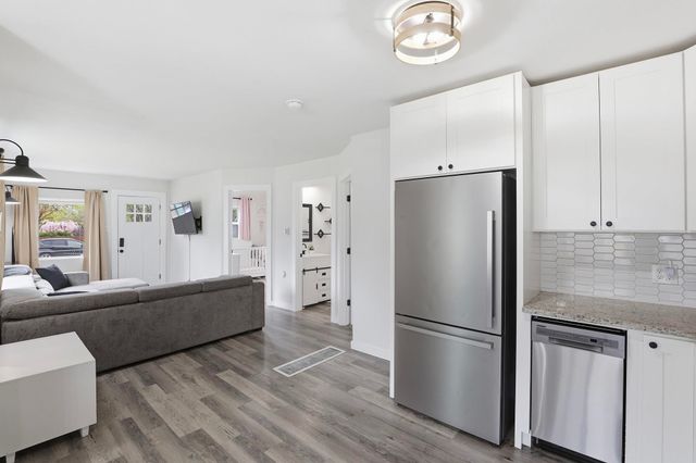 11822 E 6th Ave, Spokane Valley, WA 99206