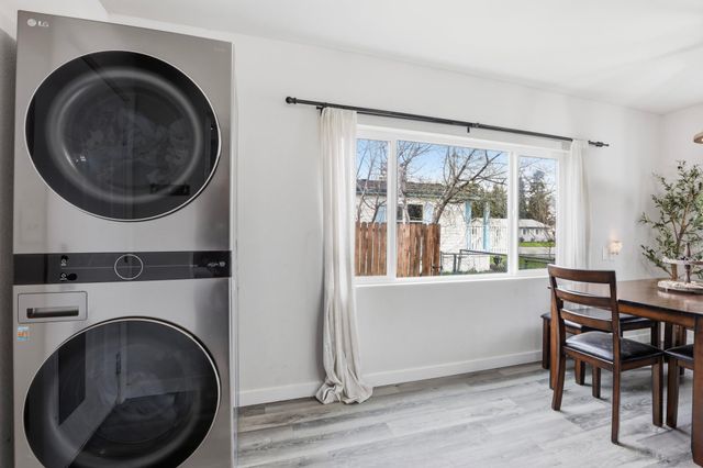 11822 E 6th Ave, Spokane Valley, WA 99206