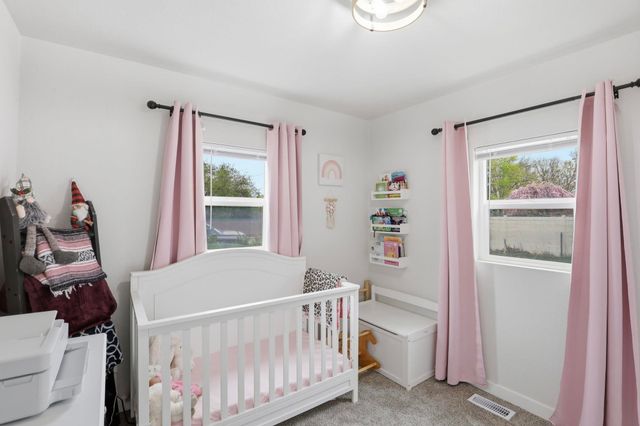 11822 E 6th Ave, Spokane Valley, WA 99206