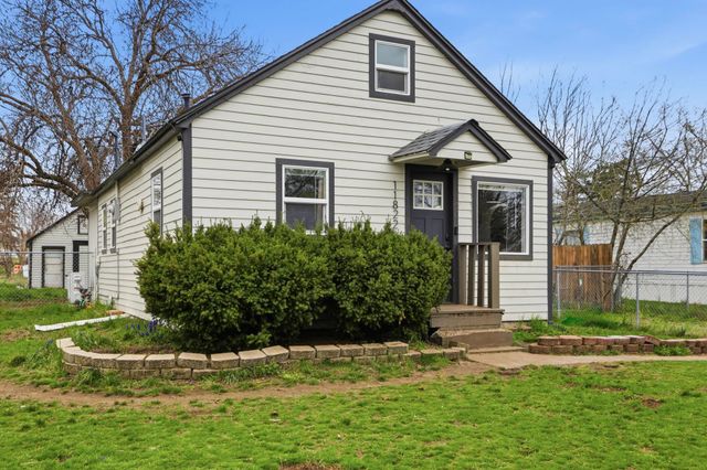 11822 E 6th Ave, Spokane Valley, WA 99206
