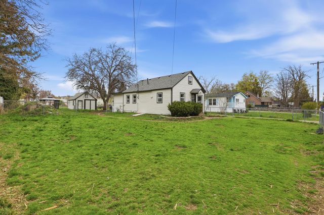 11822 E 6th Ave, Spokane Valley, WA 99206