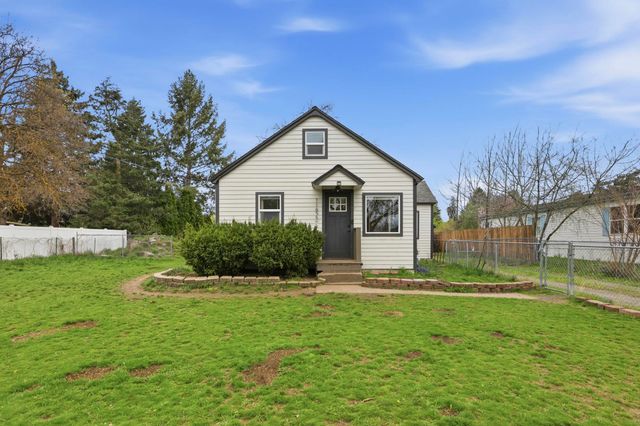 11822 E 6th Ave, Spokane Valley, WA 99206