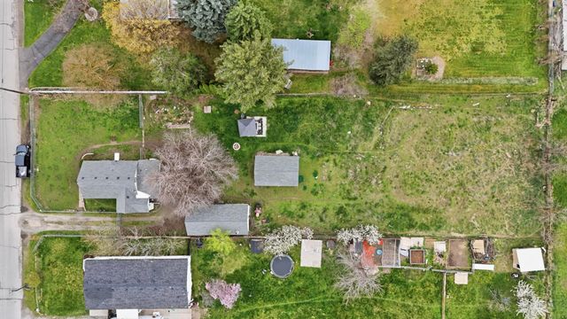11822 E 6th Ave, Spokane Valley, WA 99206