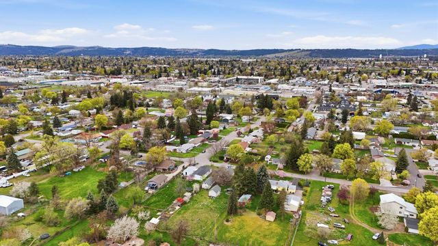 11822 E 6th Ave, Spokane Valley, WA 99206