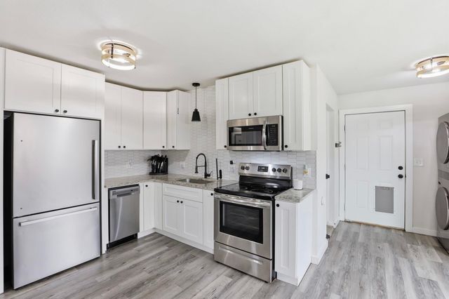 11822 E 6th Ave, Spokane Valley, WA 99206