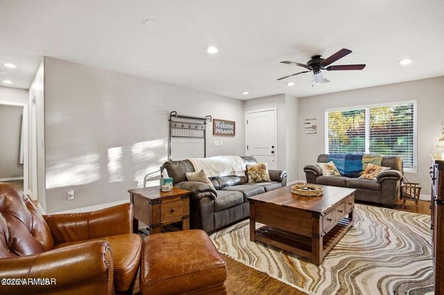 80 N ASPEN Drive, Show Low, AZ 85901