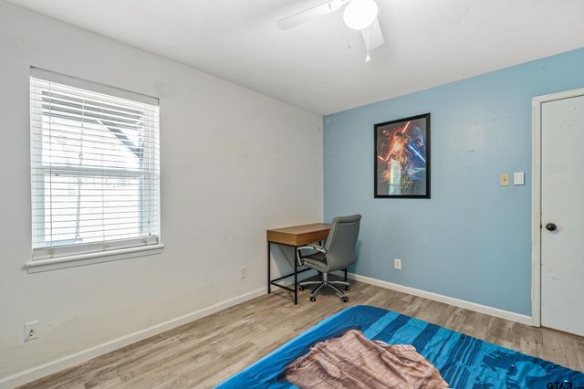 14553 Stone Creek Dr, Tyler, TX 75709