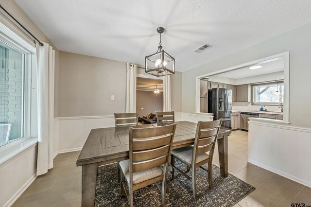 14553 Stone Creek Dr, Tyler, TX 75709