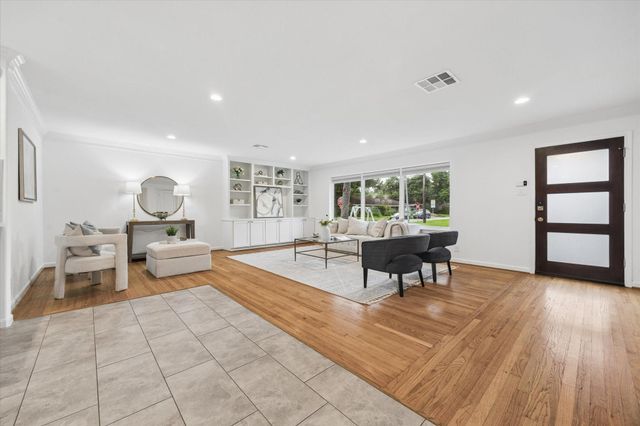 4429 Tonawanda Drive, Houston, TX 77035