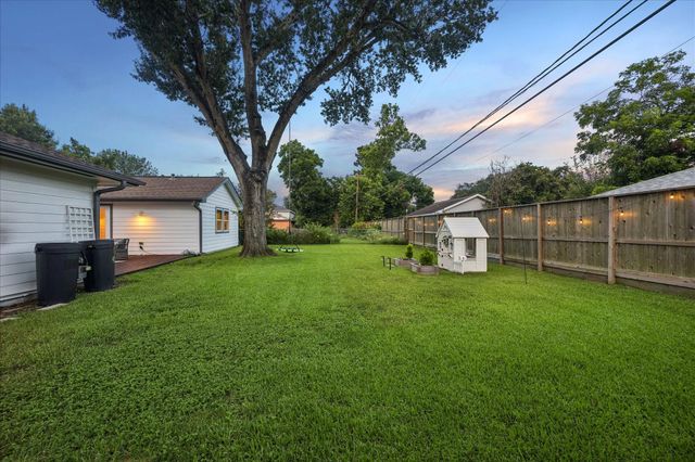 4429 Tonawanda Drive, Houston, TX 77035