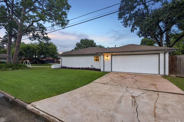 4429 Tonawanda Drive, Houston, TX 77035