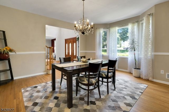 55 Delaware Ave, Long Hill Twp., NJ 07980