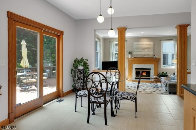 55 Delaware Ave, Long Hill Twp., NJ 07980