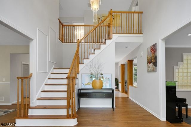 55 Delaware Ave, Long Hill Twp., NJ 07980
