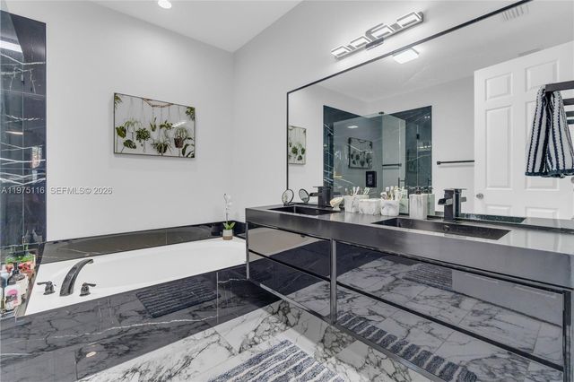 1019 W Longport Cir 5A, Delray Beach, FL 33444