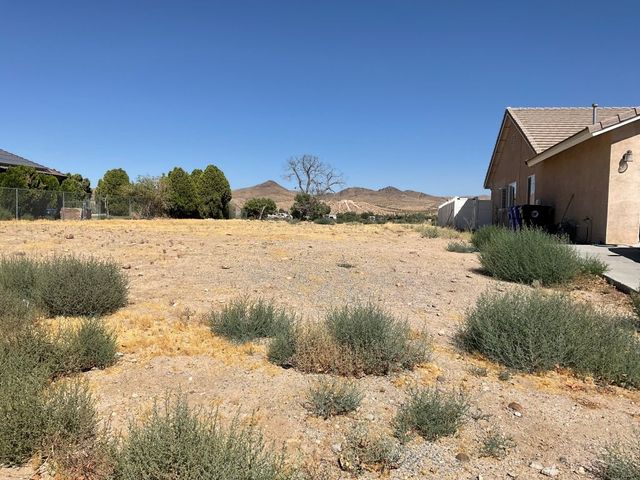 26827 Corona Drive, Helendale, CA 92342