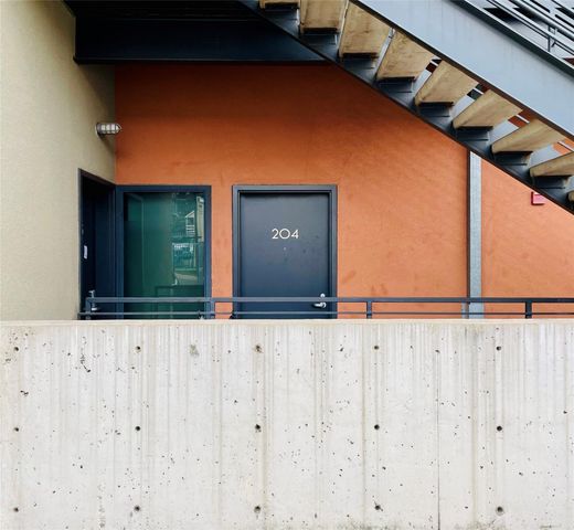 601 E Brushy ST 204, Austin, TX 78702