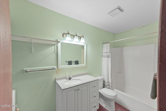 1227 Cypress Creek Lane, Toledo, OH 43615