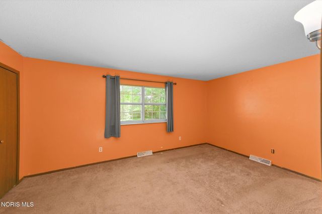 1227 Cypress Creek Lane, Toledo, OH 43615