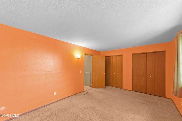 1227 Cypress Creek Lane, Toledo, OH 43615