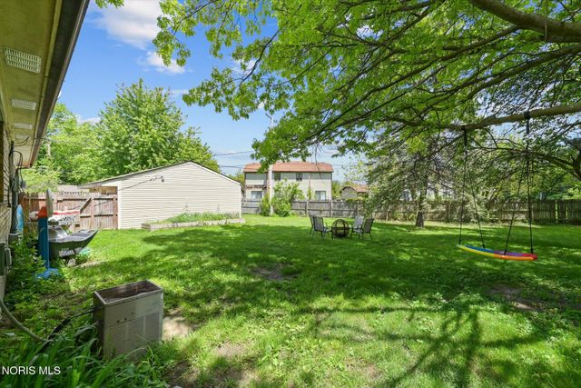 1227 Cypress Creek Lane, Toledo, OH 43615