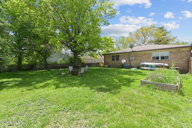1227 Cypress Creek Lane, Toledo, OH 43615