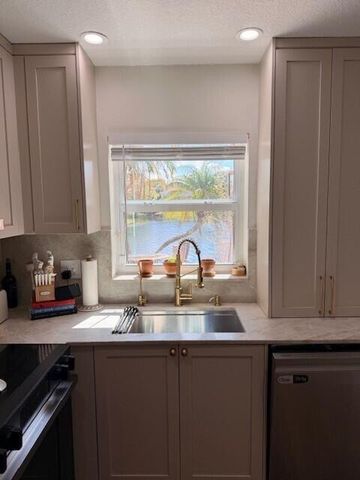 10690 NW 12th Drive, Plantation, FL 33322