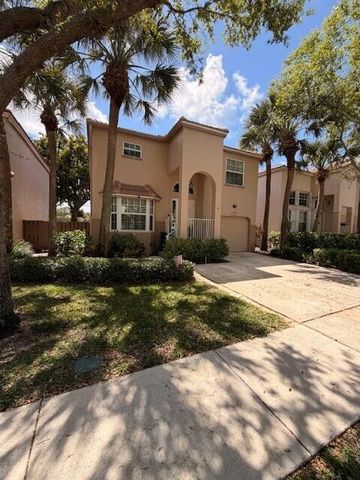 10690 NW 12th Drive, Plantation, FL 33322
