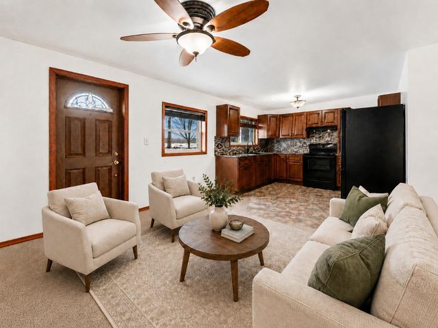 2743 N Michigan 140 Highway, Watervliet Twp, MI 49098