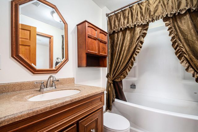 2743 N Michigan 140 Highway, Watervliet Twp, MI 49098