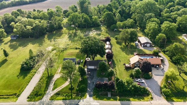 2743 N Michigan 140 Highway, Watervliet Twp, MI 49098