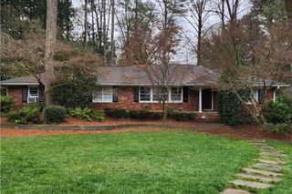 376 Cochran Drive NW, Atlanta, GA 30327