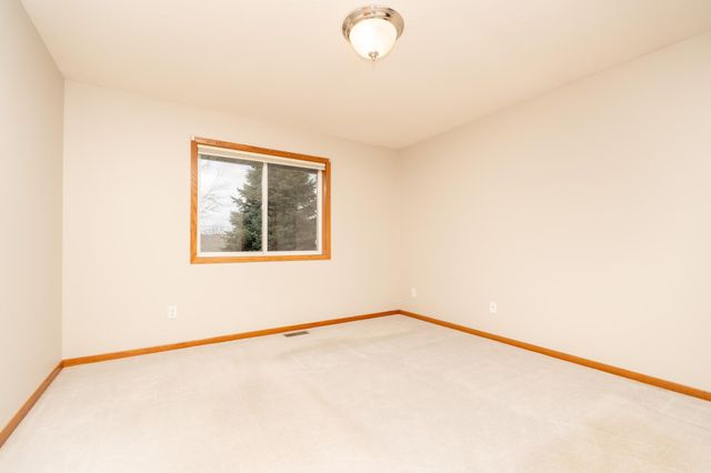 508 Doherty Avenue SE, New Prague, MN 56071