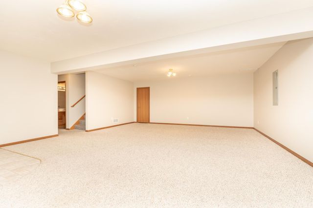 508 Doherty Avenue SE, New Prague, MN 56071