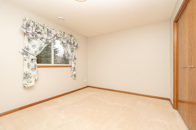 508 Doherty Avenue SE, New Prague, MN 56071