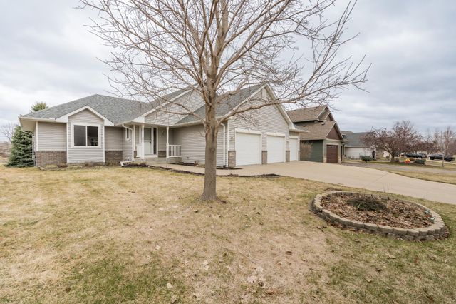 508 Doherty Avenue SE, New Prague, MN 56071