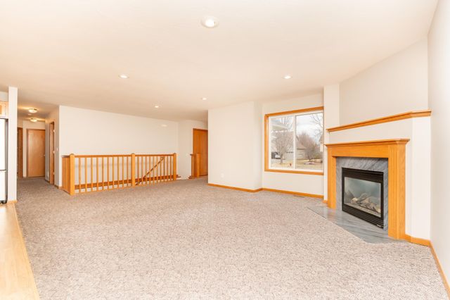 508 Doherty Avenue SE, New Prague, MN 56071