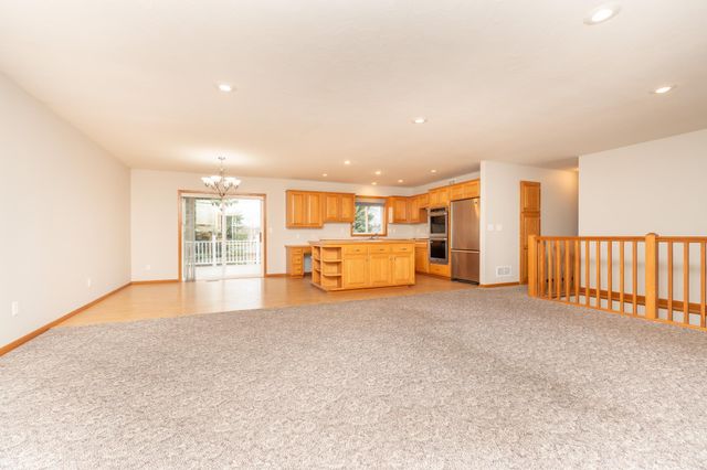 508 Doherty Avenue SE, New Prague, MN 56071