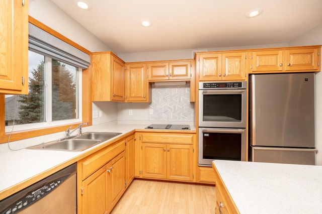 508 Doherty Avenue SE, New Prague, MN 56071